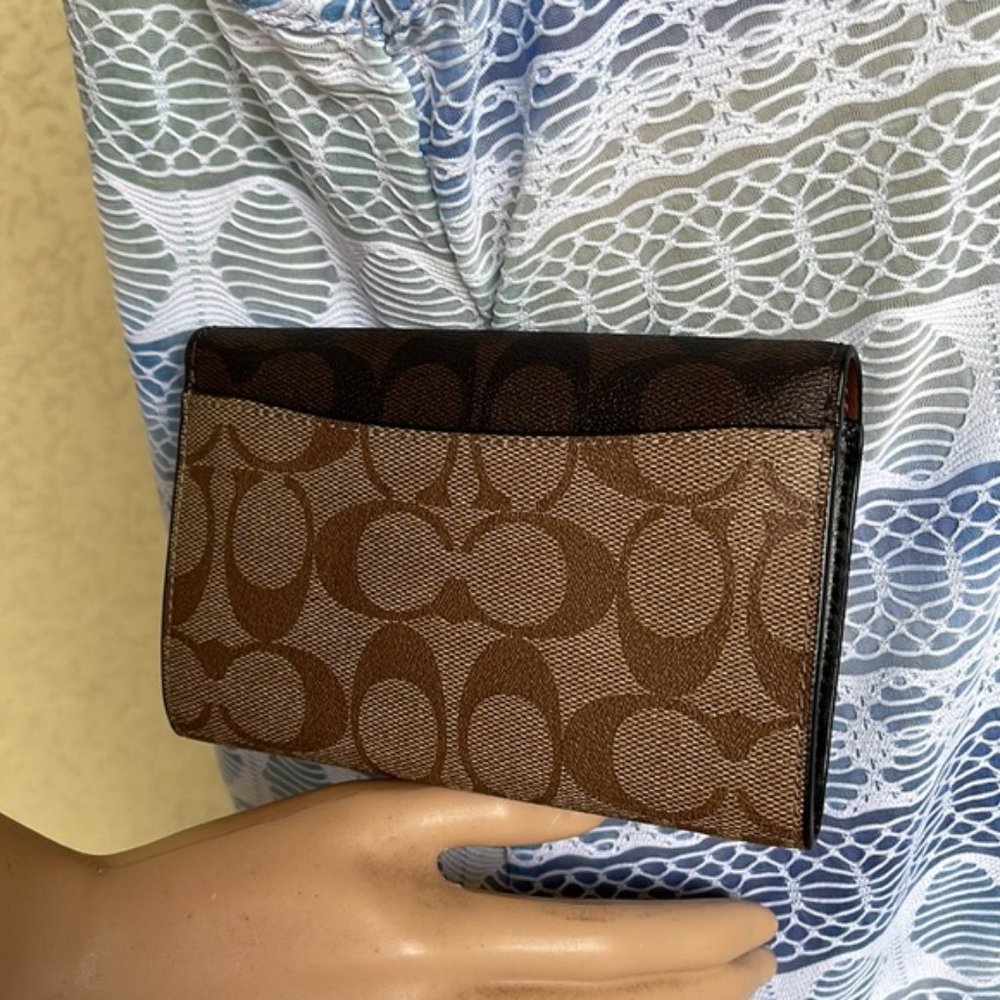 Coach Kleo Wallet C6897 Blocked Signature Canvas In Khaki Brown Multi - Picture 7 of 14